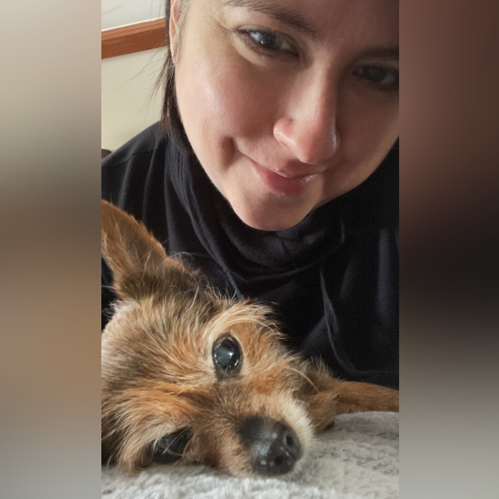 Meet your Posher, Lorraine